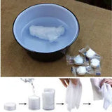 A collage showing a white translucent gel or patch-like product in a blue-rimmed bowl, small sealed packets of the same material, and a step-by-step inset of hands placing the translucent pieces into a white cylindrical mold and pouring liquid.