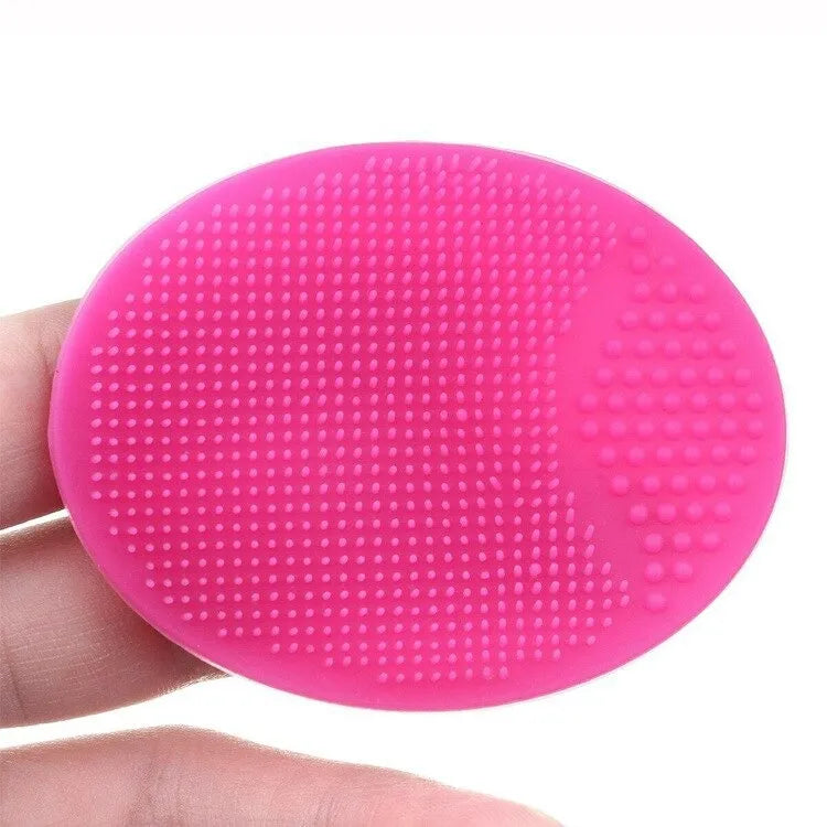 Reusable silicone face cleanser pad for cleansing pores and improving your skincare routine.
